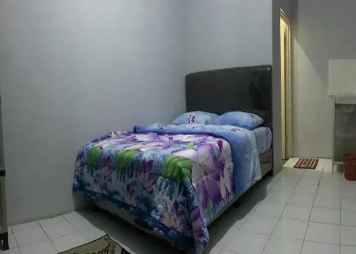 Oyo 94098 Fgh Residence 1